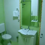 Hotel Pine 2*