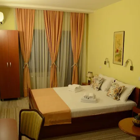 Pine Hotel Skopje